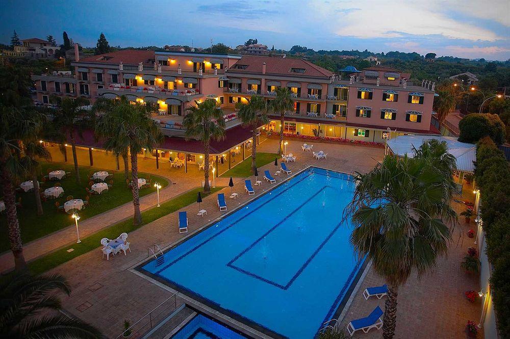 Orizzonte Acireale Hotel Exterior photo