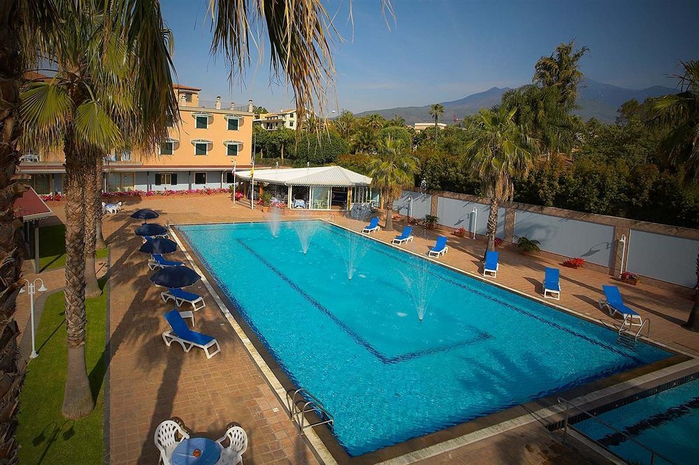 Orizzonte Acireale Hotel Exterior photo