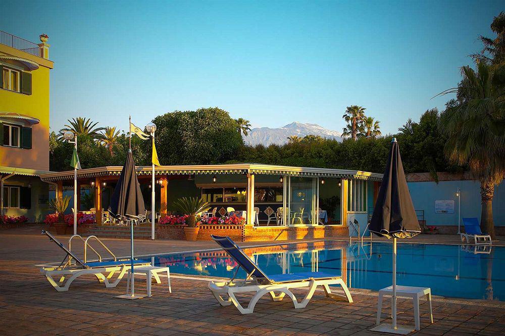 Orizzonte Acireale Hotel Exterior photo